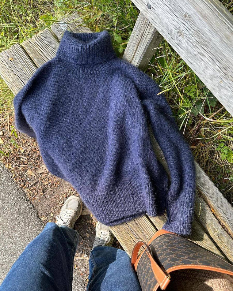 Liggende Kvinde gråbrun Chestnut Sweater